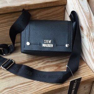 🖤Steve Maddens Crossbody Bag🖤